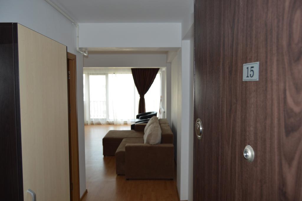 Apartamente Mamaia Nord D5 那沃达利 外观 照片