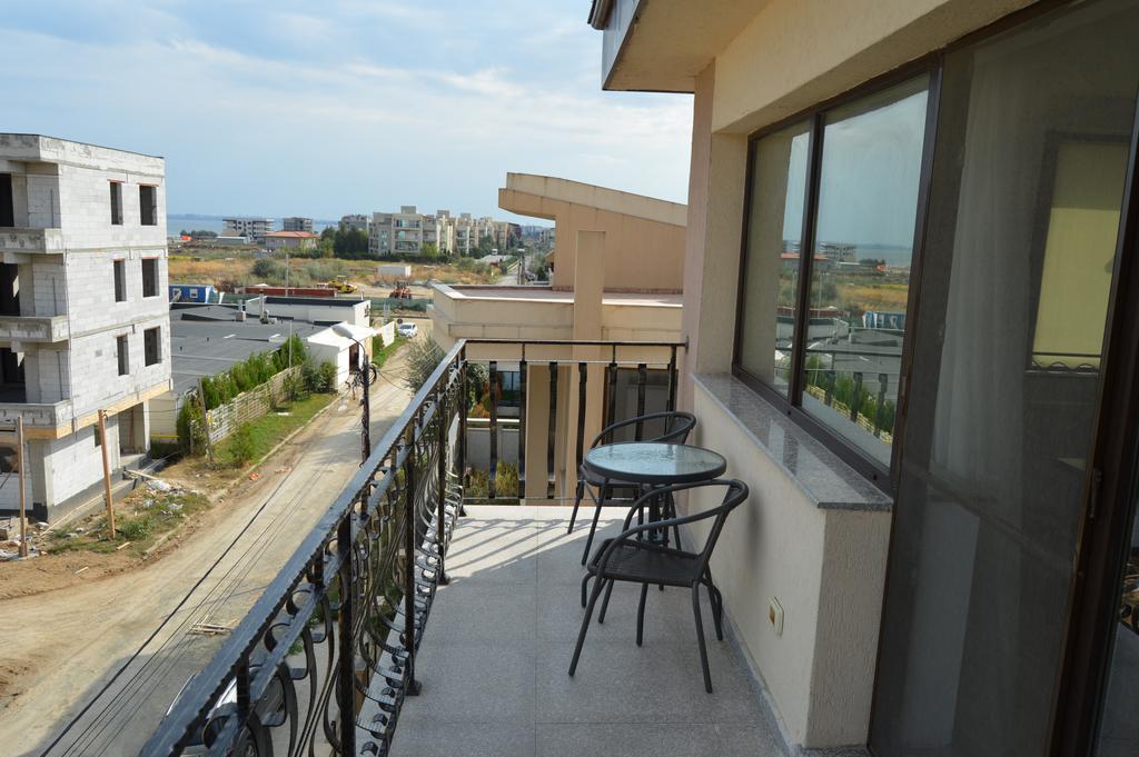 Apartamente Mamaia Nord D5 那沃达利 外观 照片