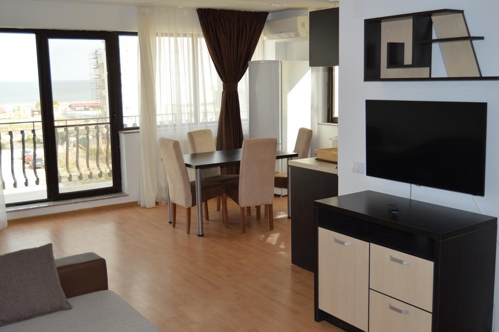 Apartamente Mamaia Nord D5 那沃达利 外观 照片