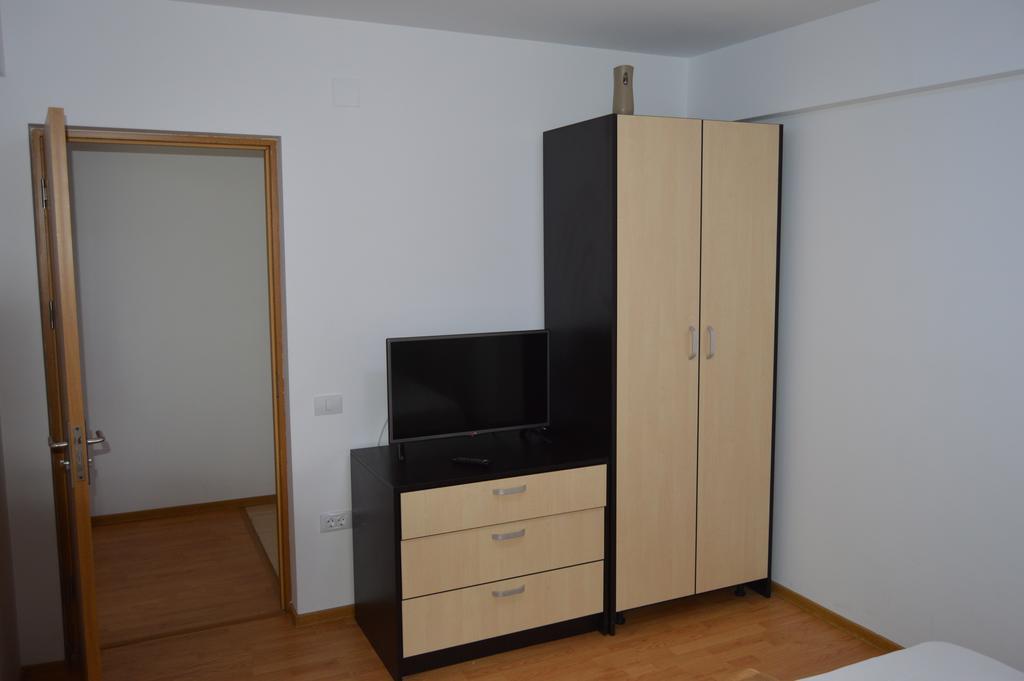 Apartamente Mamaia Nord D5 那沃达利 外观 照片