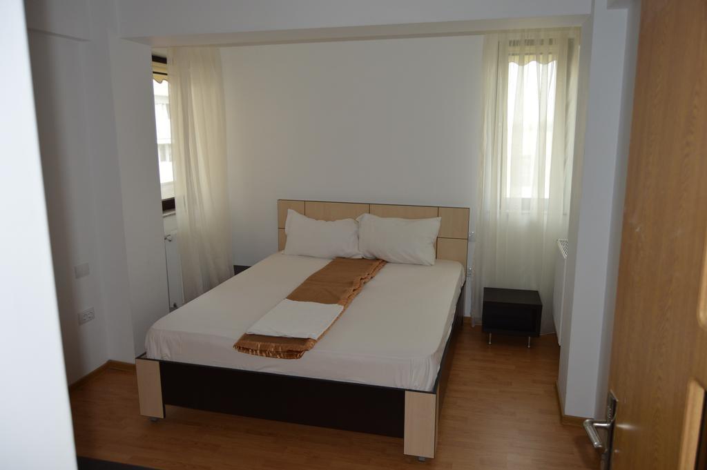 Apartamente Mamaia Nord D5 那沃达利 外观 照片