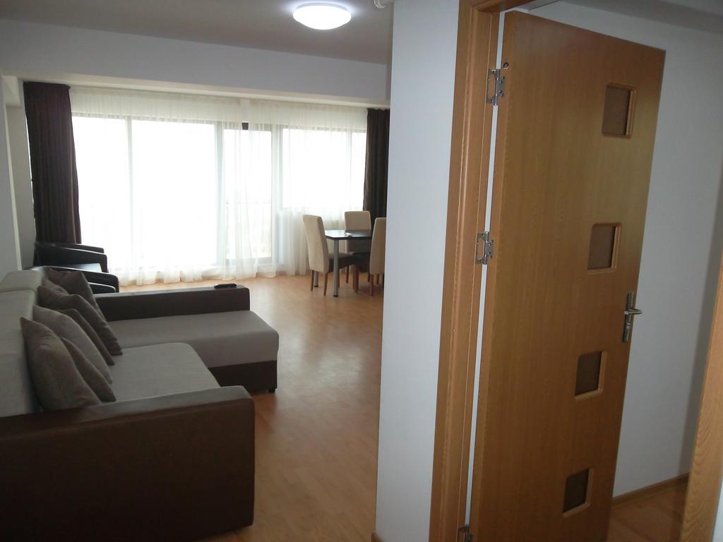 Apartamente Mamaia Nord D5 那沃达利 外观 照片