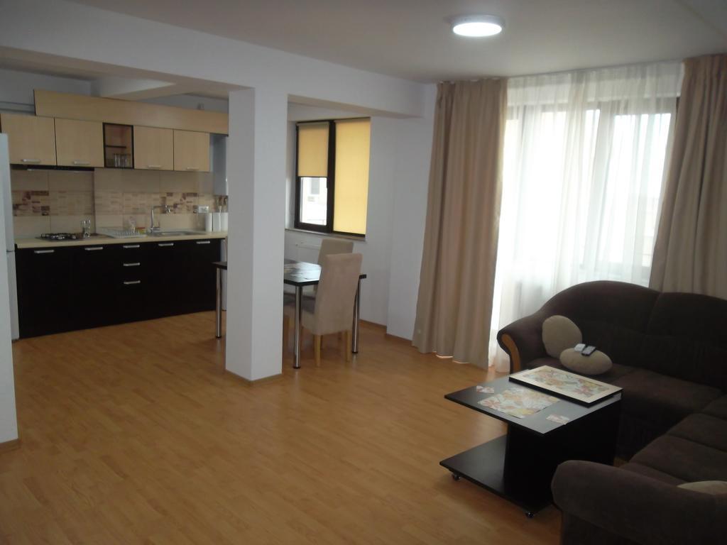 Apartamente Mamaia Nord D5 那沃达利 外观 照片