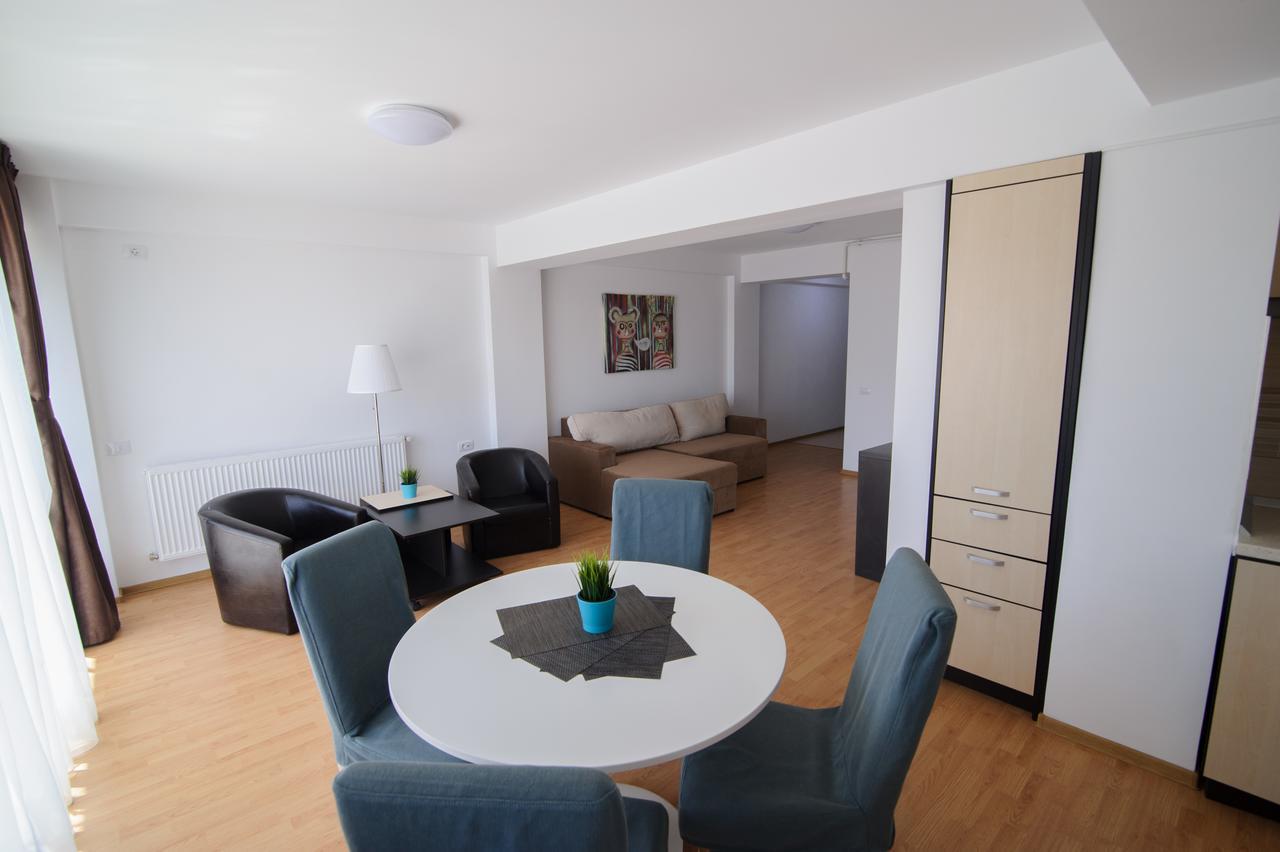 Apartamente Mamaia Nord D5 那沃达利 外观 照片